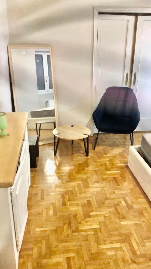 Economy Shared Apartment C In Central Athen Exterior foto